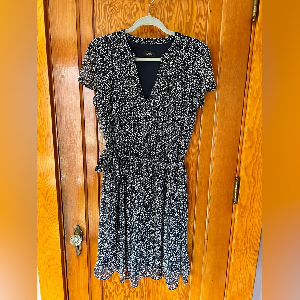 MSK size 14 blue ditsy floral print dress